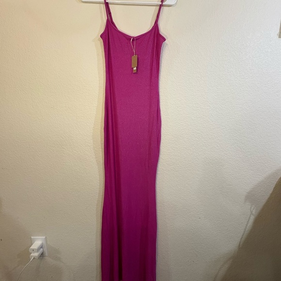 SKIMS Magenta Ribbed Knit Maxi Dress Shimmer Spaghetti Strap NWT - Picture 2 of 6